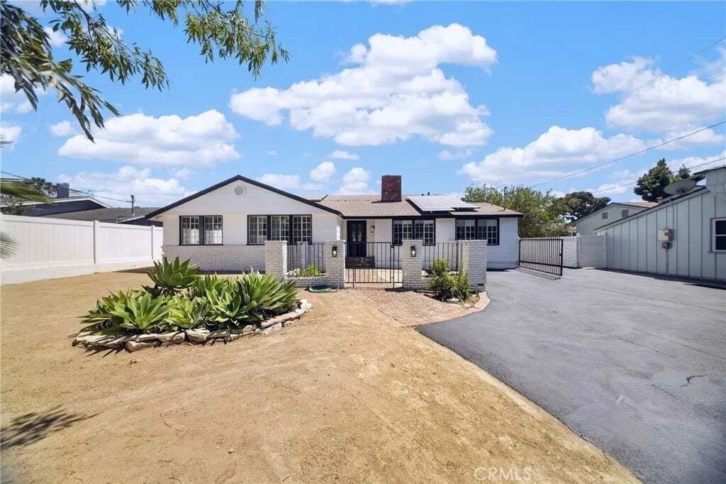 Condo in Los Angeles, California, United States 4 - 18711517