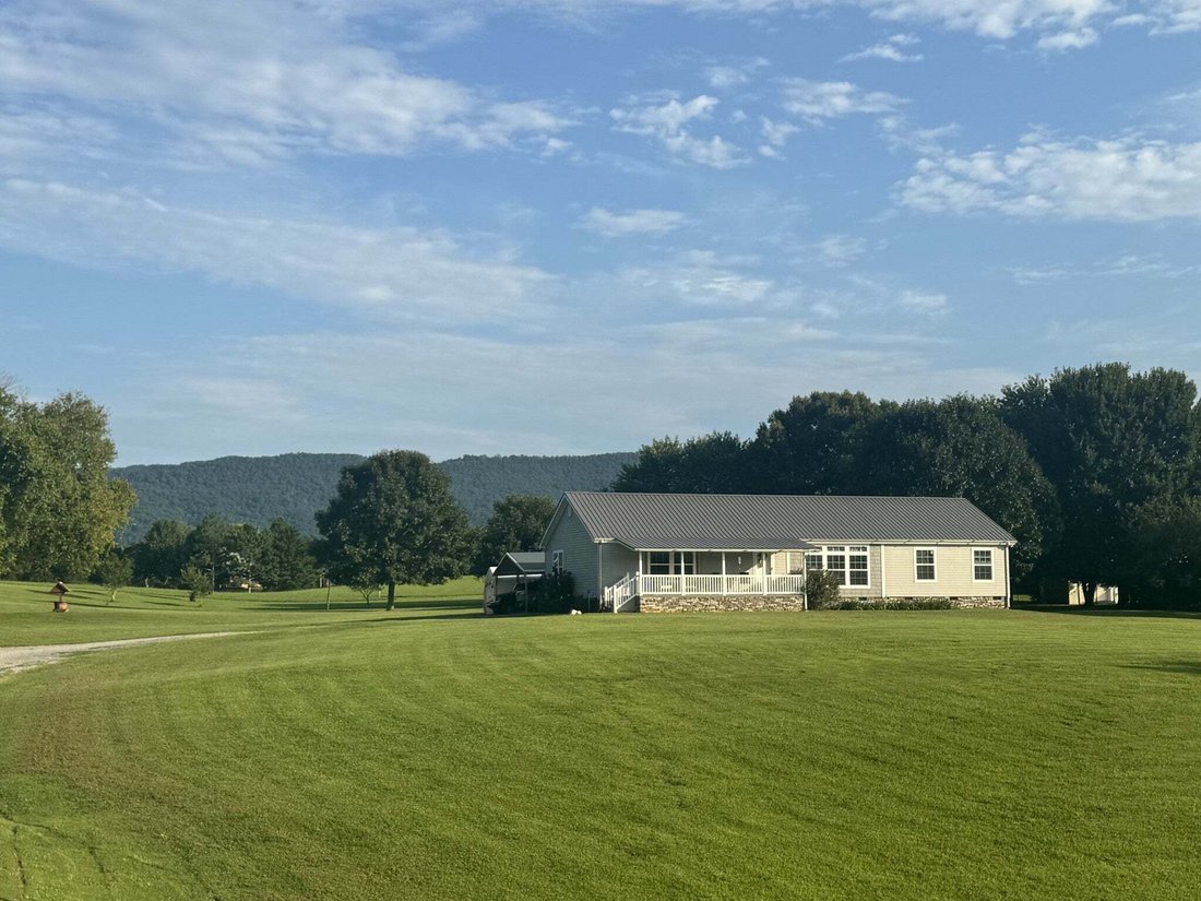 Benton, Tennessee, United States 1 - 18713000