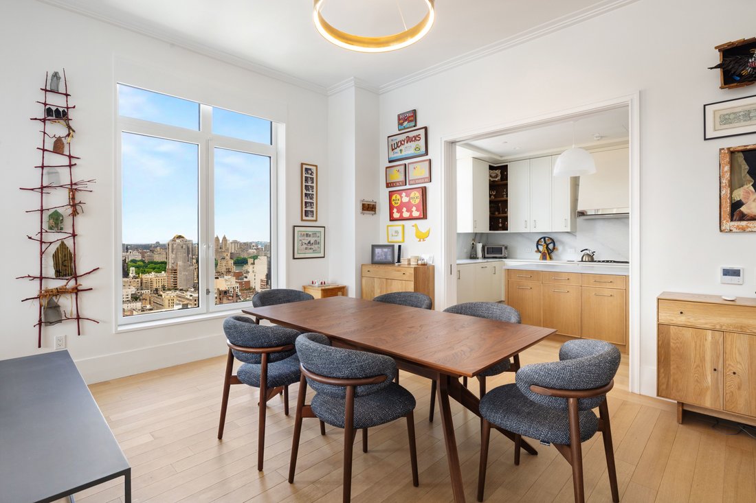 Condo in New York, New York, United States 5 - 18706987