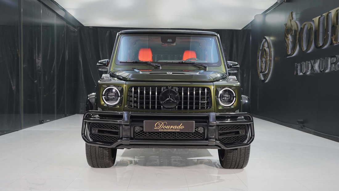 Suv in Dubai, United Arab Emirates 2 - 18712881