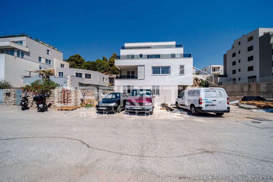 Apartment in Gradski kotar Lapad, Dubrovnik, Dubrovnik-Neretva County 3 - 18707023