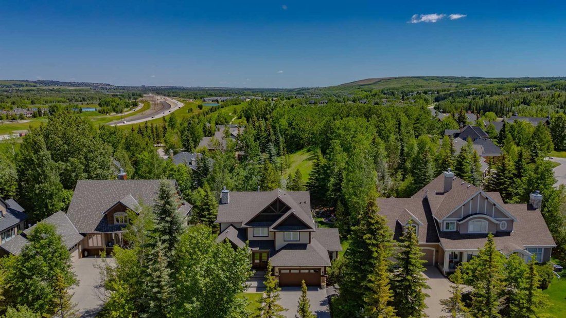 House in Calgary, Alberta, Canada 2 - 18704154