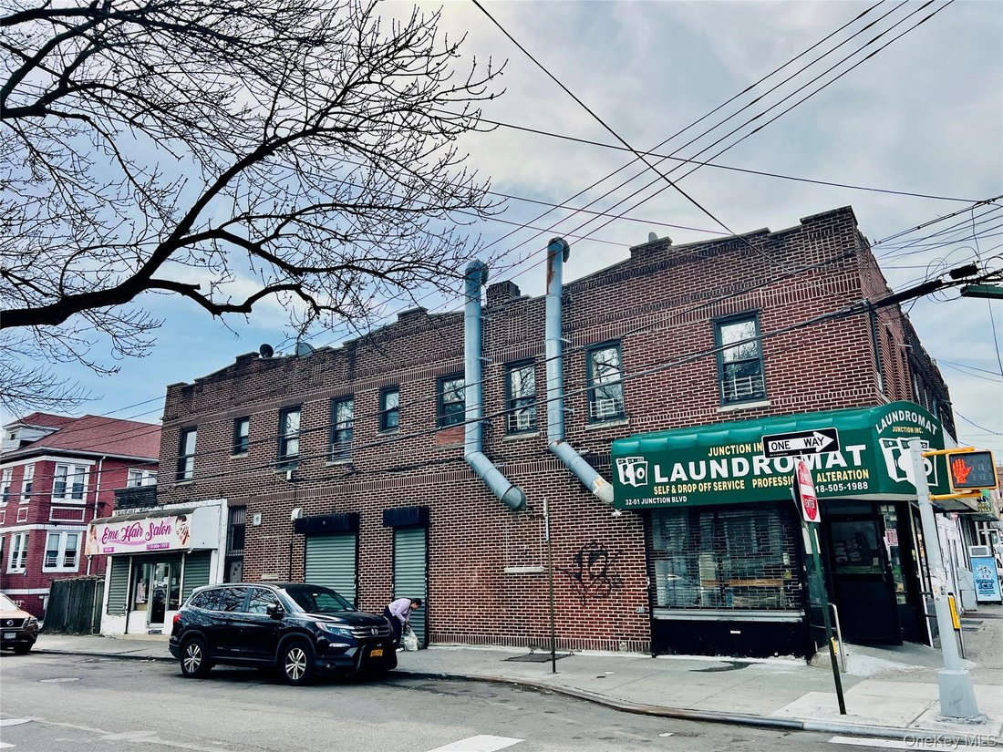 House in New York, New York, United States 1 - 18705721