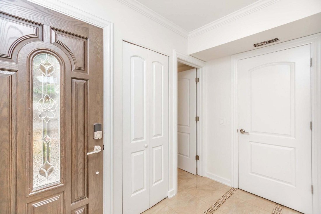 Condo in Glenview, Illinois, United States 3 - 18706316