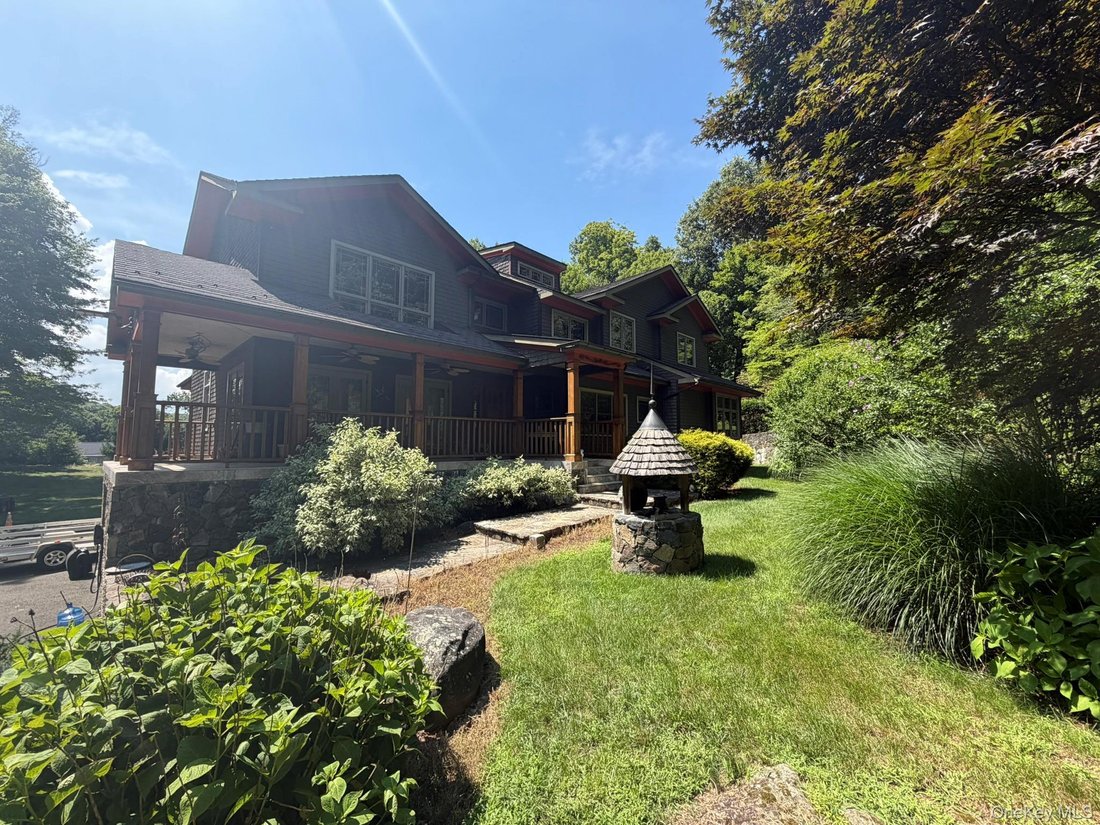 Casa a Katonah, New York, Stati Uniti 1 - 18703086