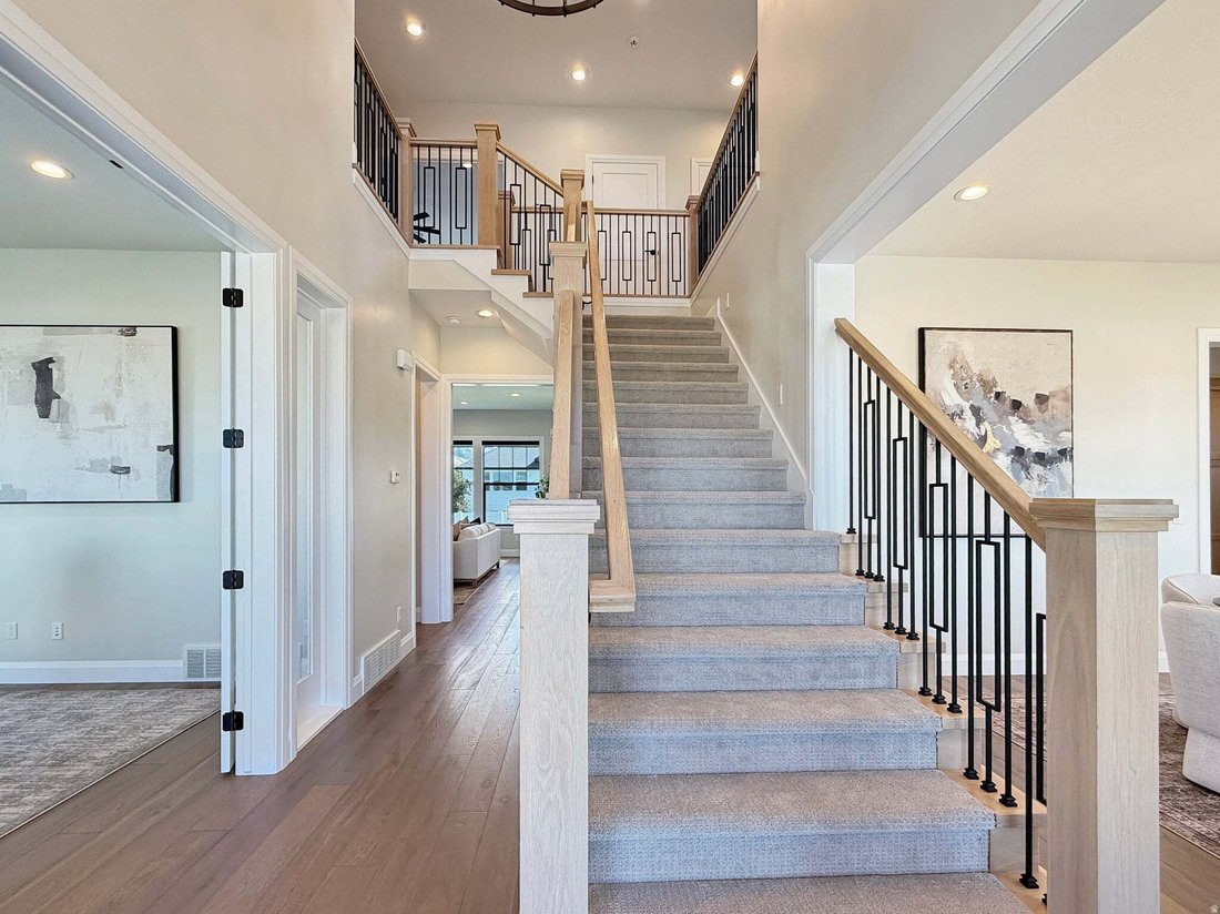 House in Farmington, Utah, United States 2 - 18705838
