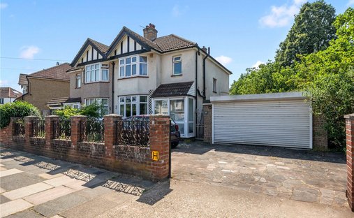 Haus in Berrylands, Royal Borough of Kingston upon Thames, England 1