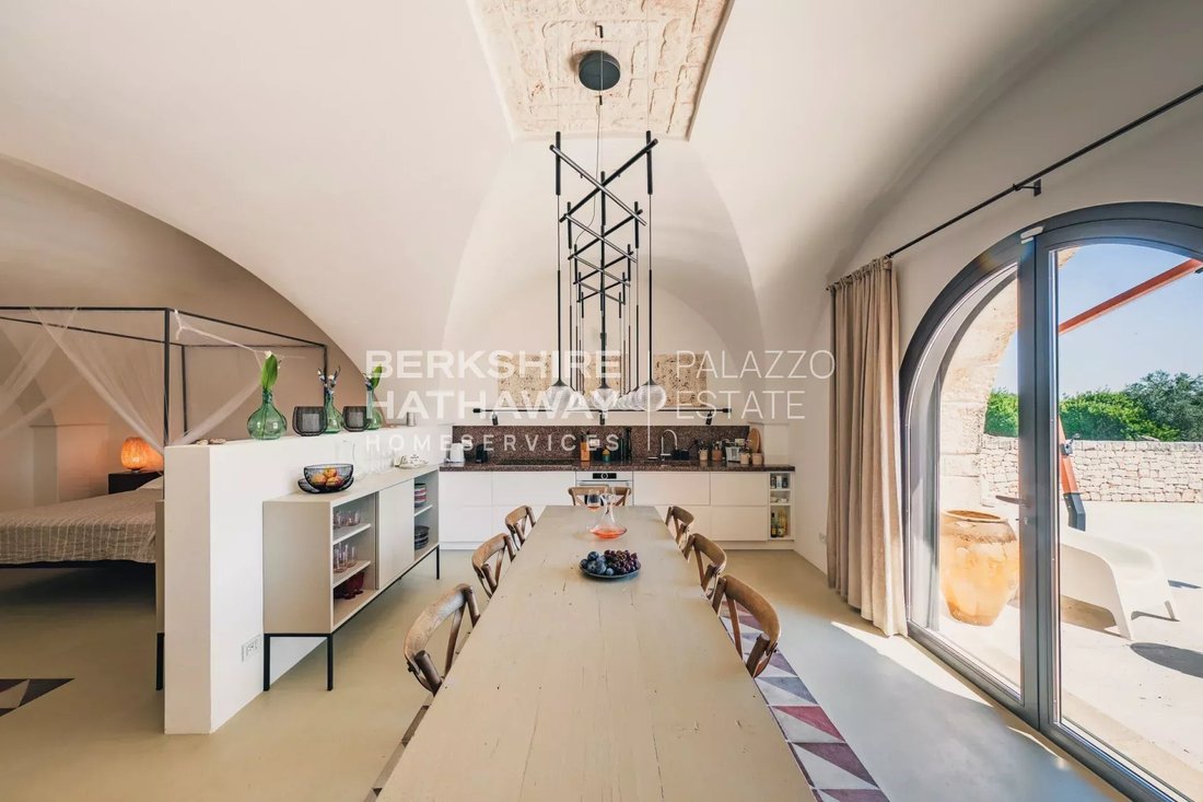 Villa in Cisternino, Apulia, Italy 5 - 18704540