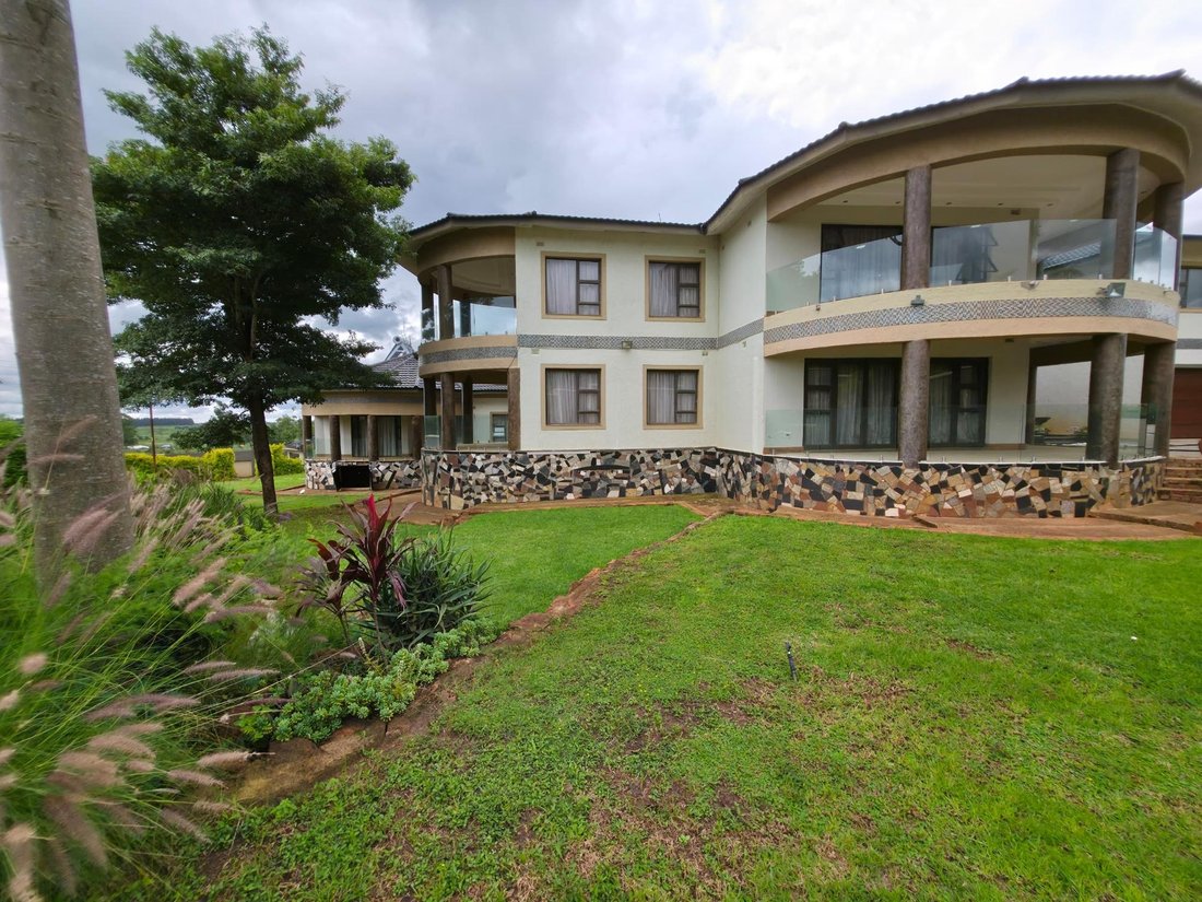 Haus in Harare, Provinz Harare, Simbabwe 1 - 18704597