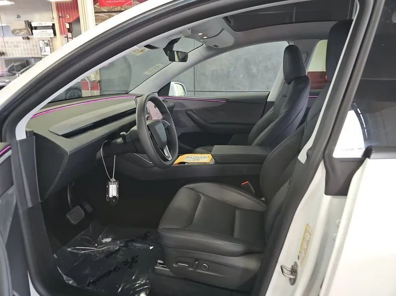 Suv in East Brunswick, NJ, United States 2 - 18707836