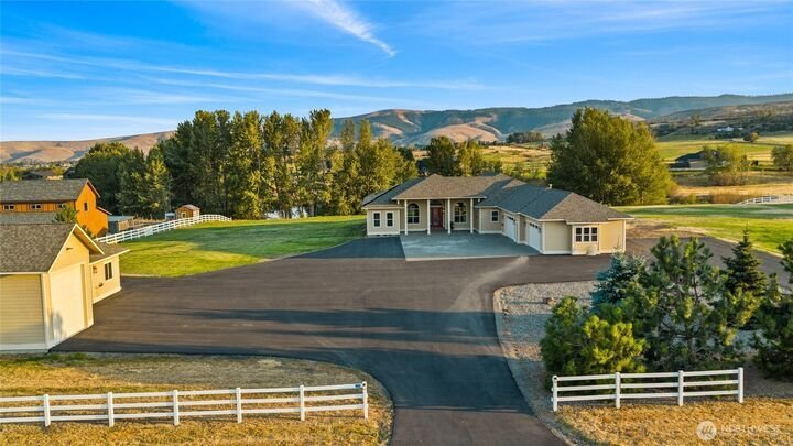House in Ellensburg, Washington, United States 1 - 18712921