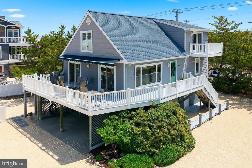 House in Ship Bottom, New Jersey, United States 5 - 18703538