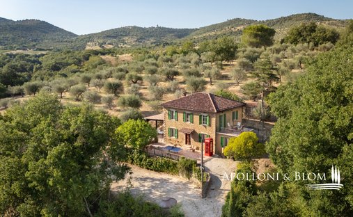 House in Fontignano, Perugia, Umbria 1