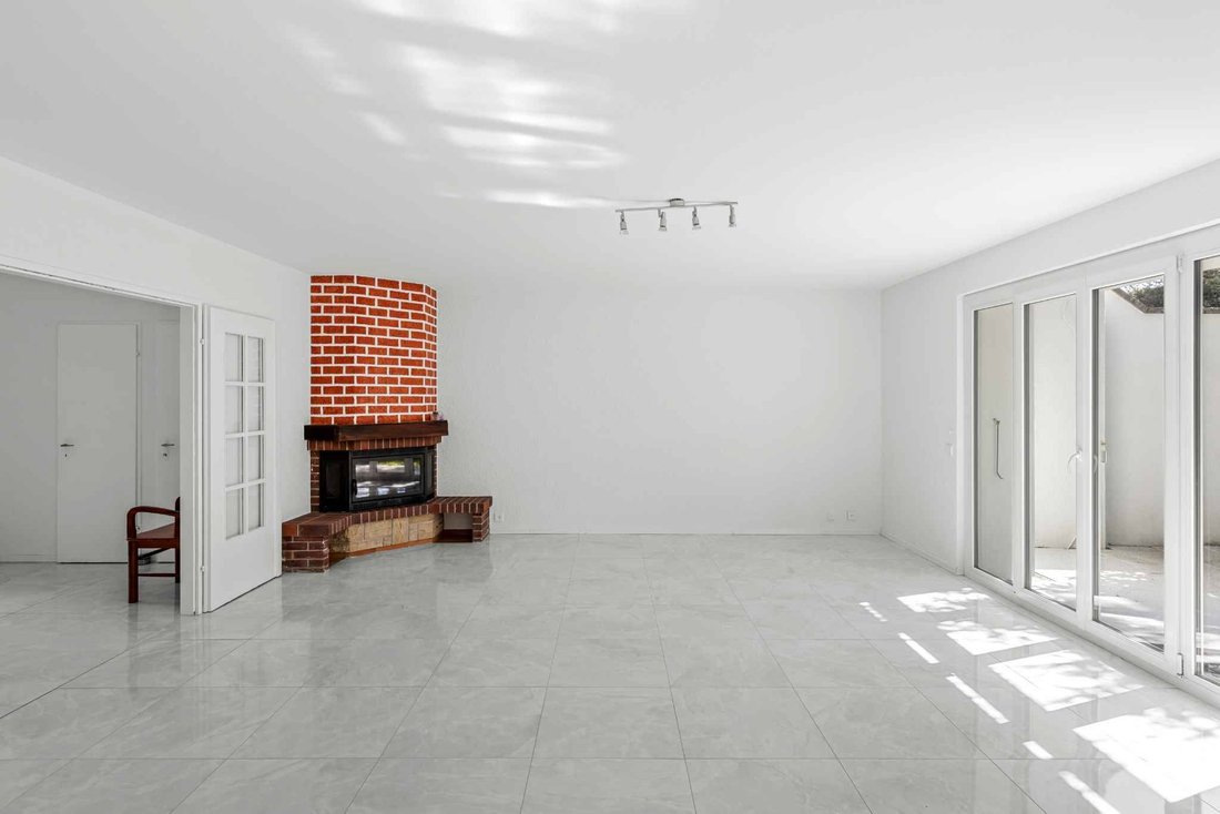 Villa in Commugny, Vaud, Switzerland 5 - 18702965