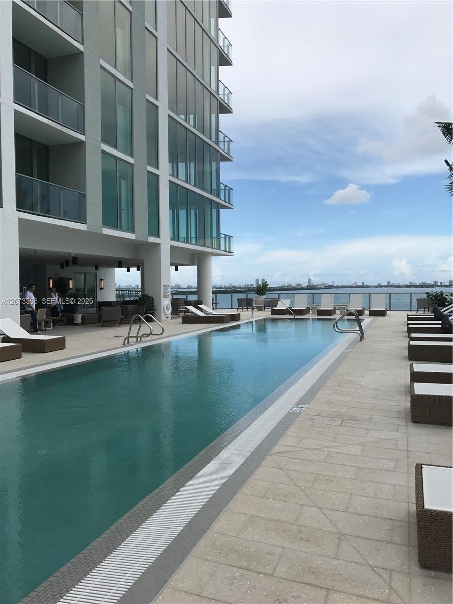 Condo in Miami, Florida, United States 5 - 18706906