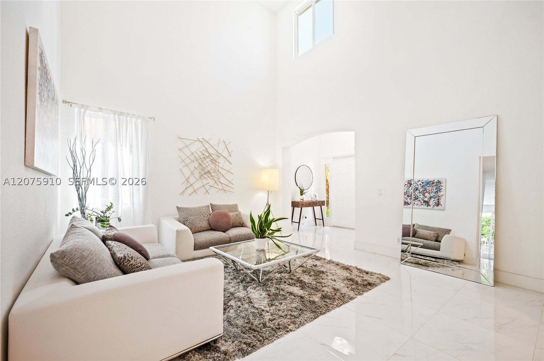 House in Weston, Florida, United States 3 - 18710142