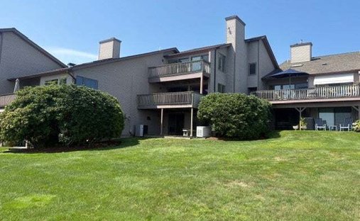 Condo in Portsmouth, Rhode Island, United States 1