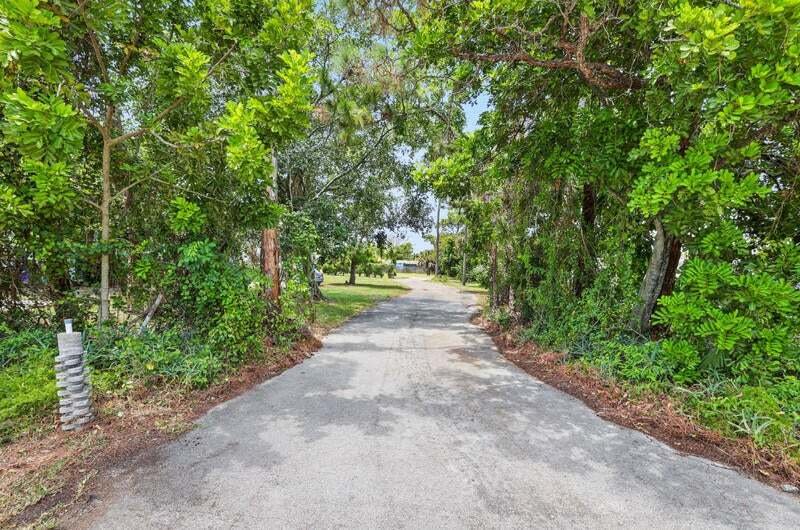 Lake Worth, Florida, United States 4 - 18703834