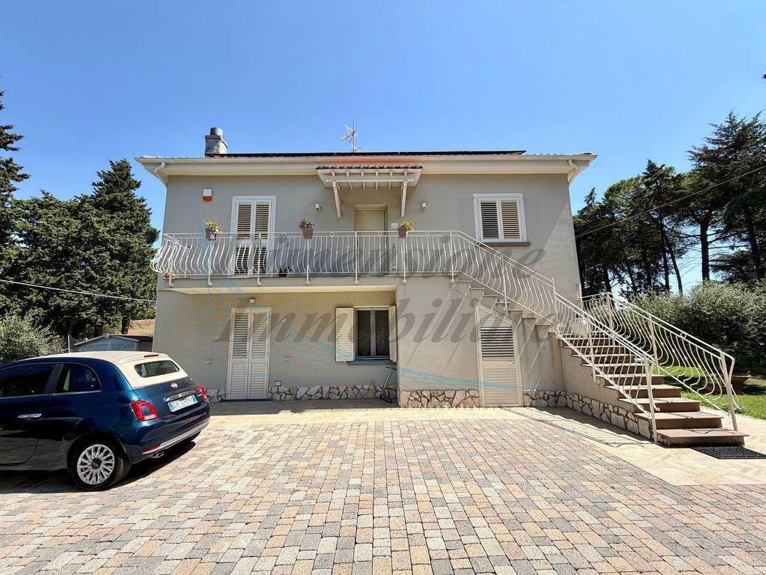 Villa in Rosignano Marittimo, Tuscany, Italy 4 - 18705519