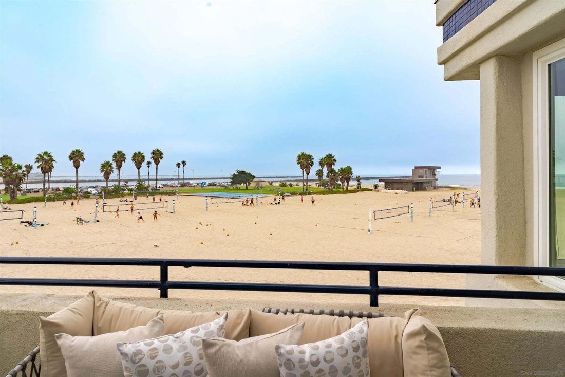 Condo in San Diego, California, United States 2 - 18711524