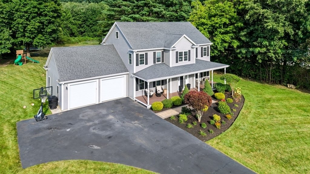 Casa a Stoughton, Massachusetts, Stati Uniti 1 - 18706342