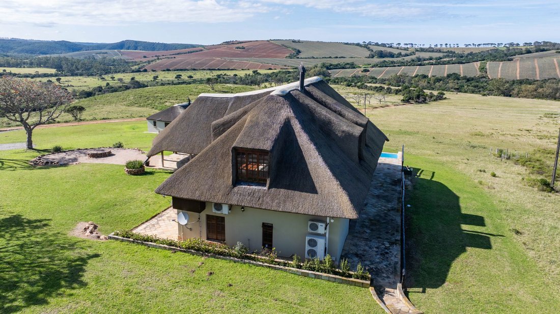 Farm Ranch in Seafield, Eastern Cape, South Africa 1 - 18705507