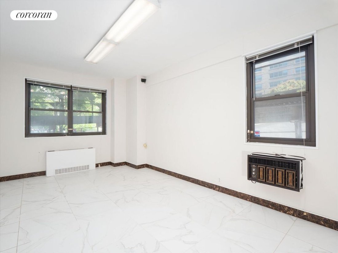 Co Op in New York, New York, United States 2 - 17873850