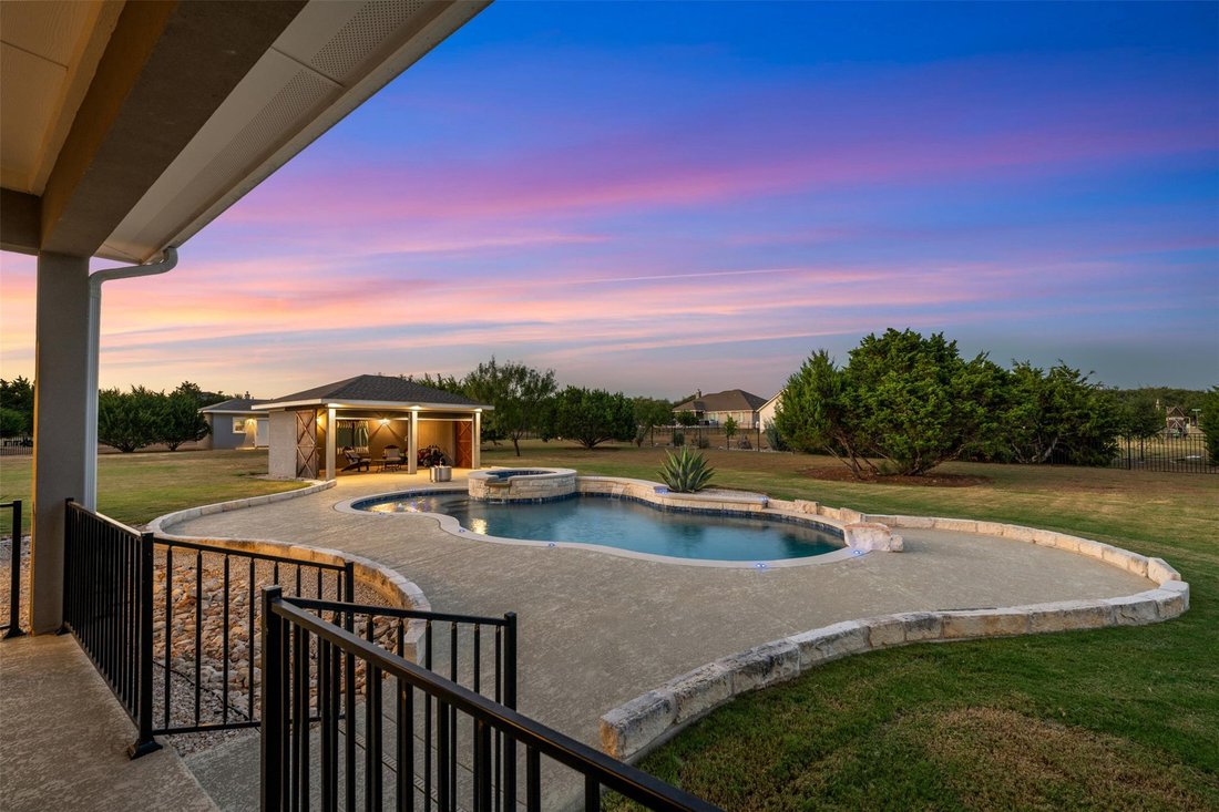 House in Leander, Texas, United States 3 - 18708688