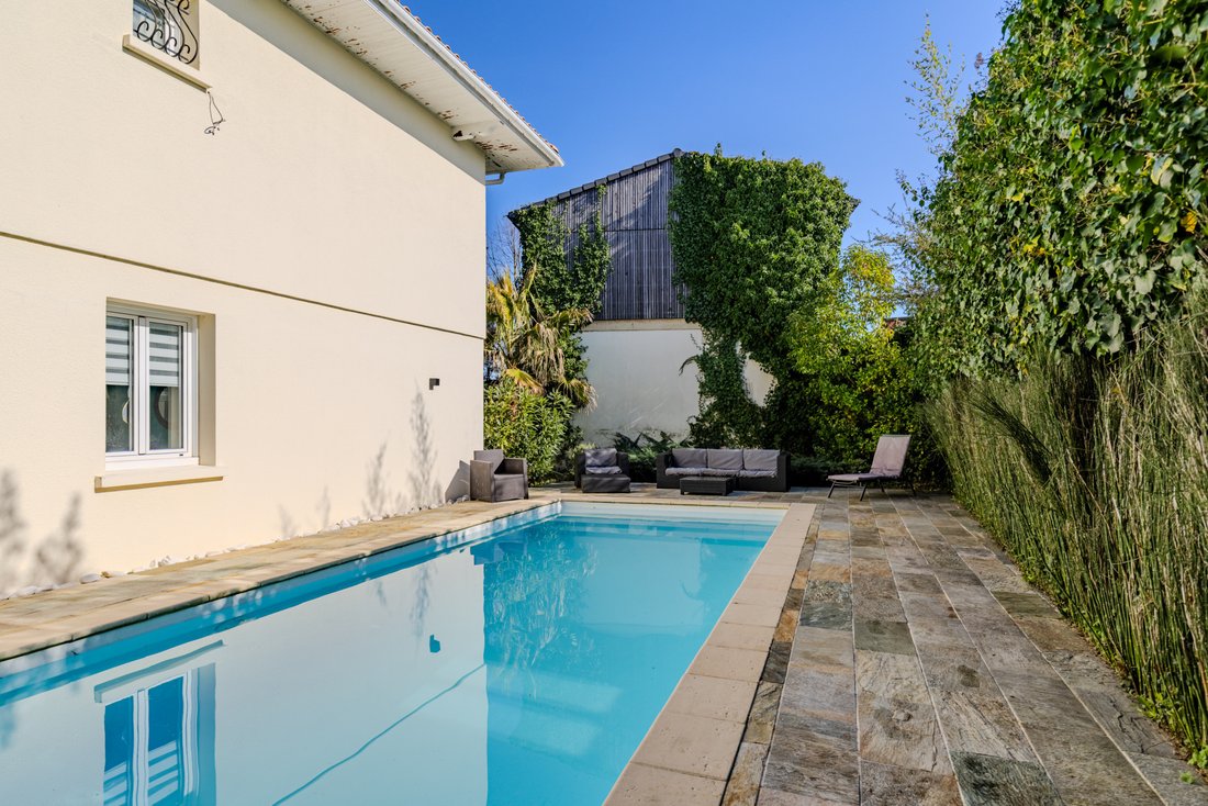 House in Le Lac-Bacalan, Bordeaux, France 1 - 18704374