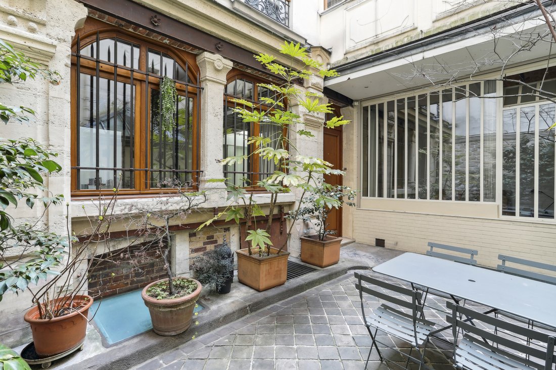 Apartment in Palais Royal, Paris 1er Arrondissement, Paris 1 - 18704411