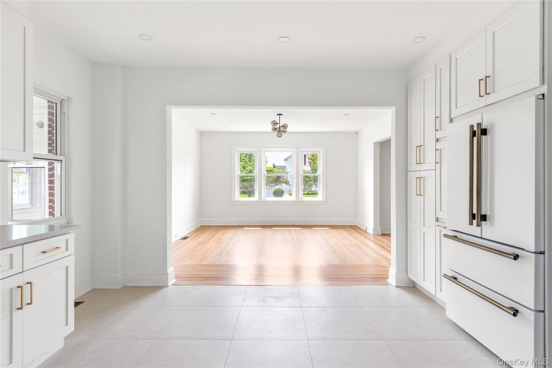 Haus in Mineola, New York, Vereinigte Staaten 3 - 18702537