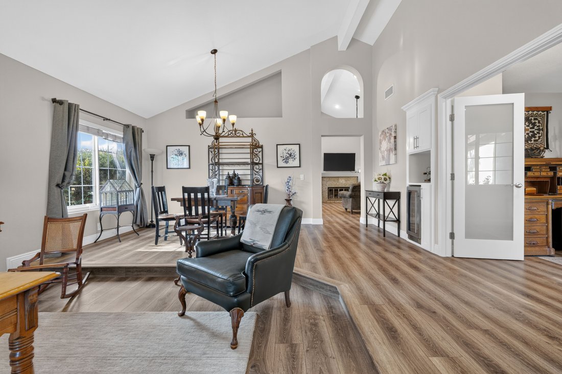 House in Upland, California, United States 3 - 18704525