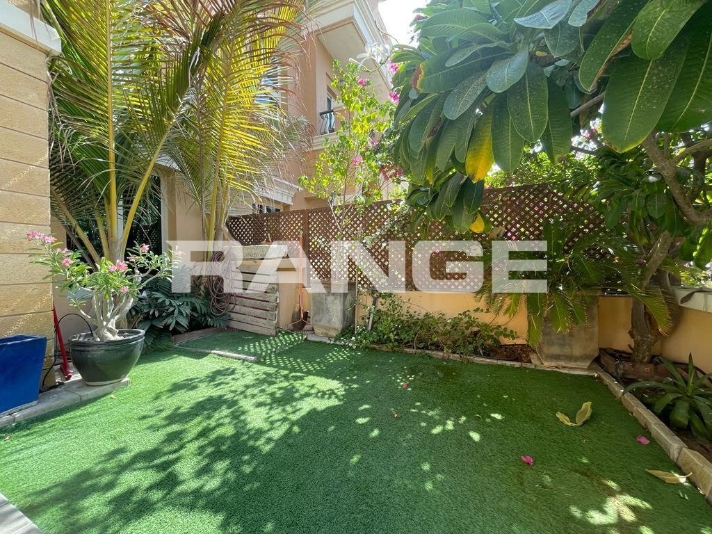 Townhouse in JVC / Jumeirah Village Circle, Dubai, United Arab Emirates 2 - 18704278