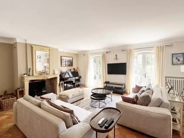 Villa in Mougins, Provence-Alpes-Côte d'Azur, France 4 - 18345651