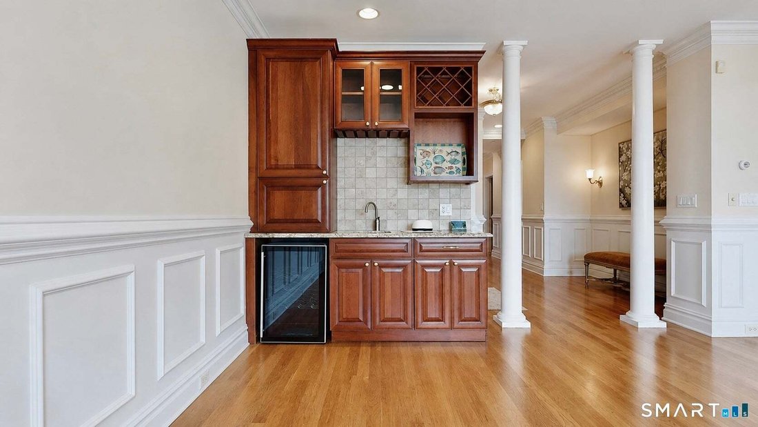 Condo in Milford, Connecticut, United States 5 - 18709959