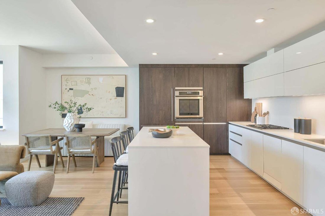 Condo in San Francisco, California, United States 4 - 18706982
