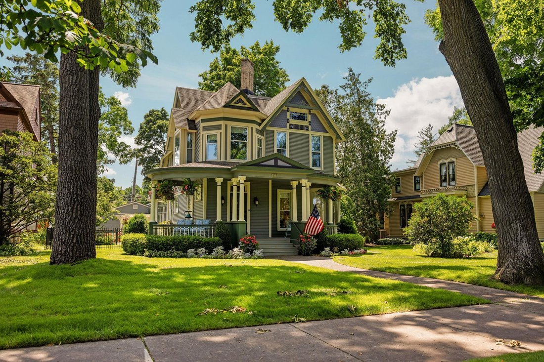 House in Garfield Township, Michigan, United States 1 - 18705214