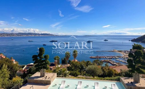 Anwesen in Théoule-sur-Mer, Provence-Alpes-Côte d'Azur, Frankreich 1