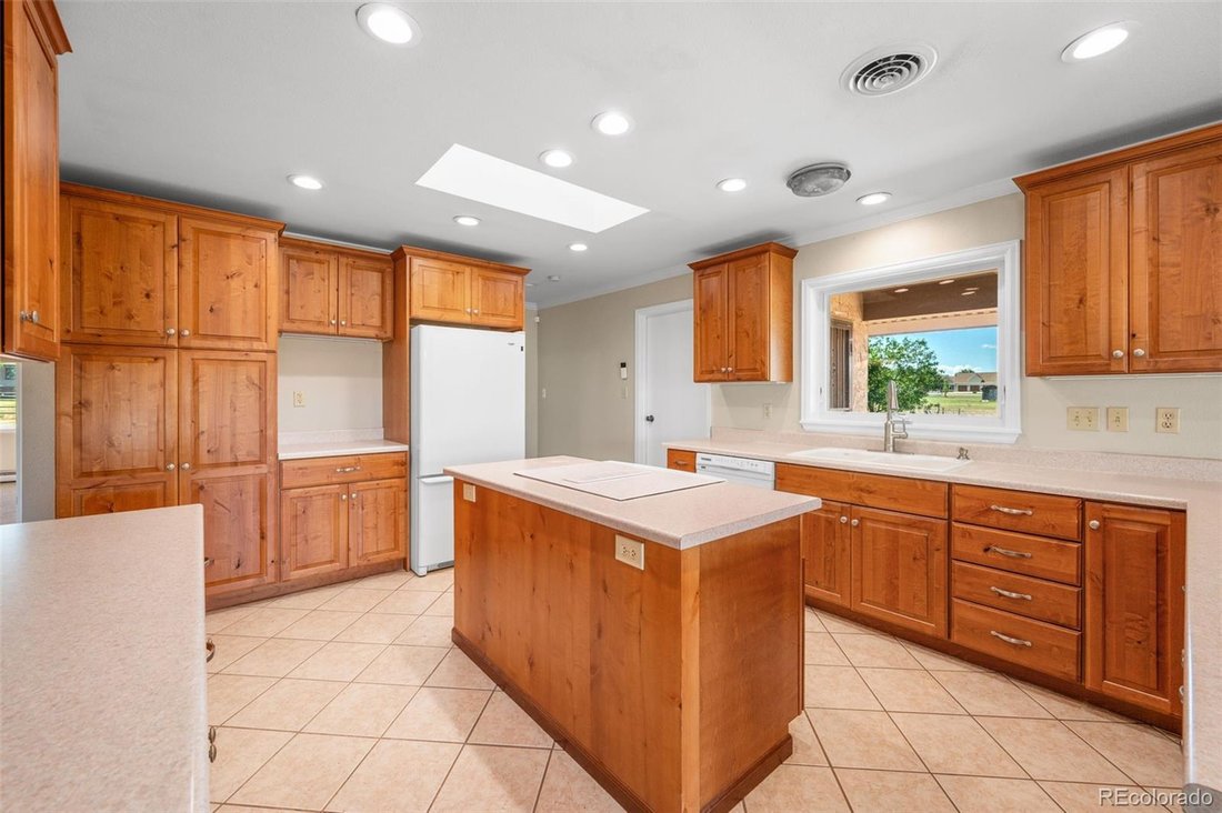 Casa a Brighton, Colorado, Stati Uniti 4 - 18711217