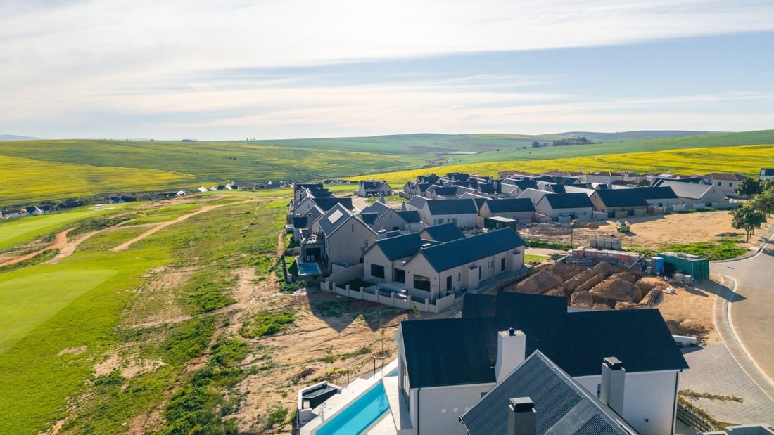 House in Malmesbury, Western Cape, South Africa 5 - 18702868