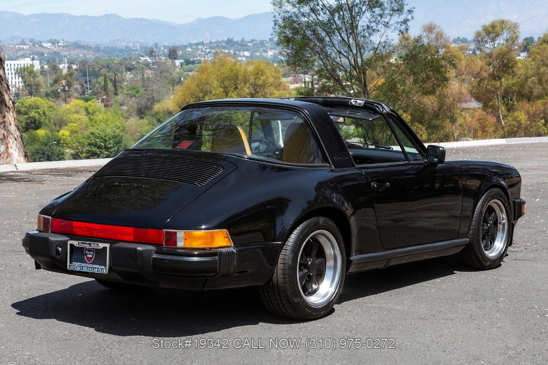 Porsche Carrera in Los Angeles, CA 5 - 18703914