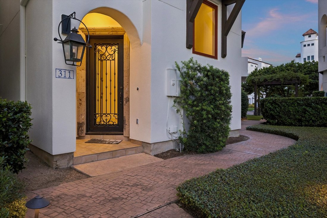 House in Houston, Texas, United States 3 - 18704878