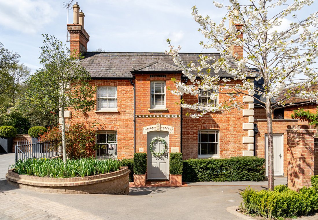 House in Husborne Crawley, England 1 - 18711303