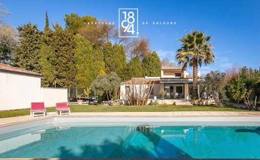 Casa a La Barben, Provenza-Alpi-Costa Azzurra, Francia 1