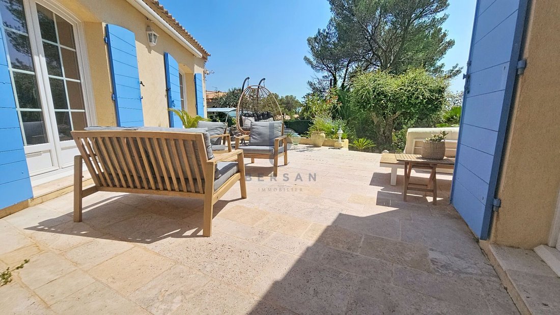 Villa in Exterieurs, Frejus, France 5 - 18707183