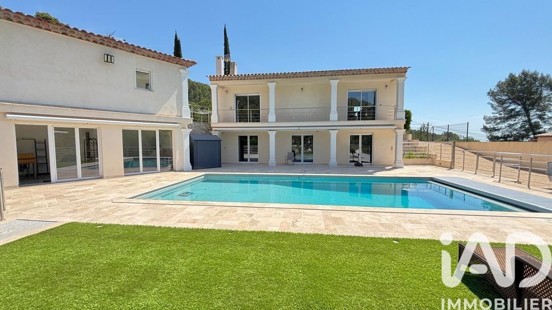House in La Motte, Provence-Alpes-Côte d'Azur, France 2 - 18713783