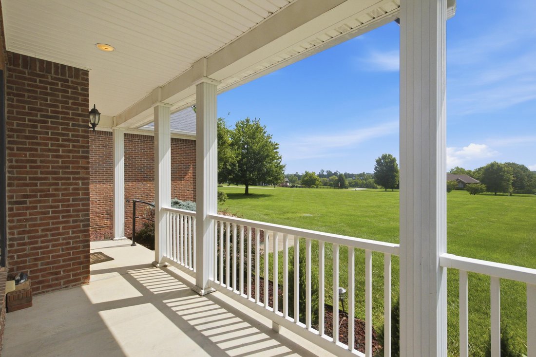 House in Midway, Kentucky, United States 4 - 18708415