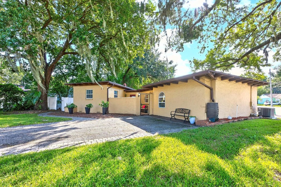 House in Orlando, Florida, United States 1 - 18713863