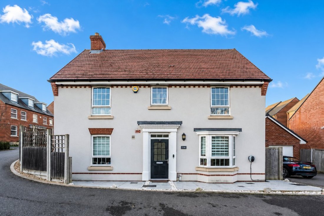 House in Bushey, Hertsmere, England 1 - 18711233