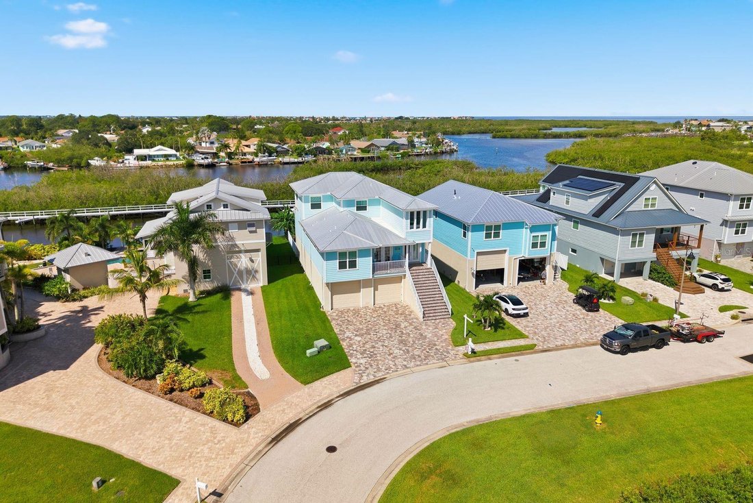 House in New Port Richey, Florida, United States 2 - 18705574